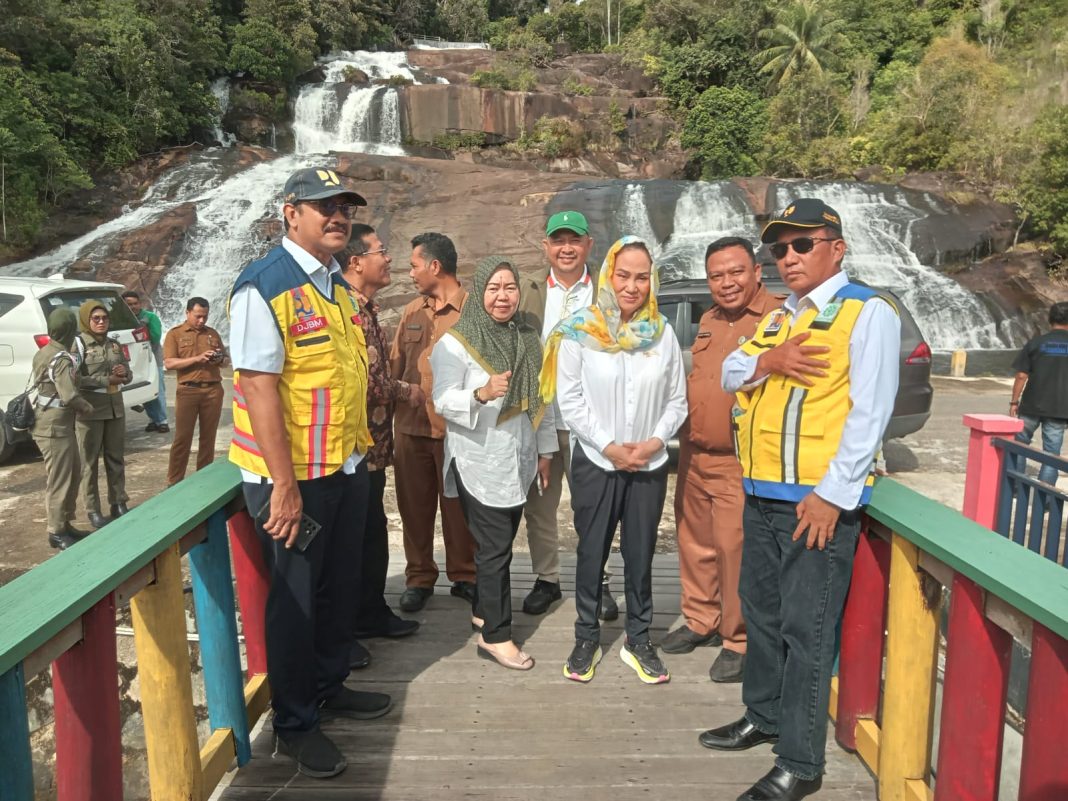 Tahun Cen Sui Lan Bantu Tangani Banjir Anambas Dan Dorong Program