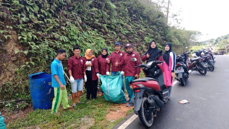 Kompak! Seluruh Lapisan Masyarakat Desa Tarempa Selatan Goro Bersama ...