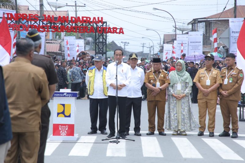 Surya BSc Dampingi Presiden Jokowi Resmikan Jalan Inpres - Mandala POS